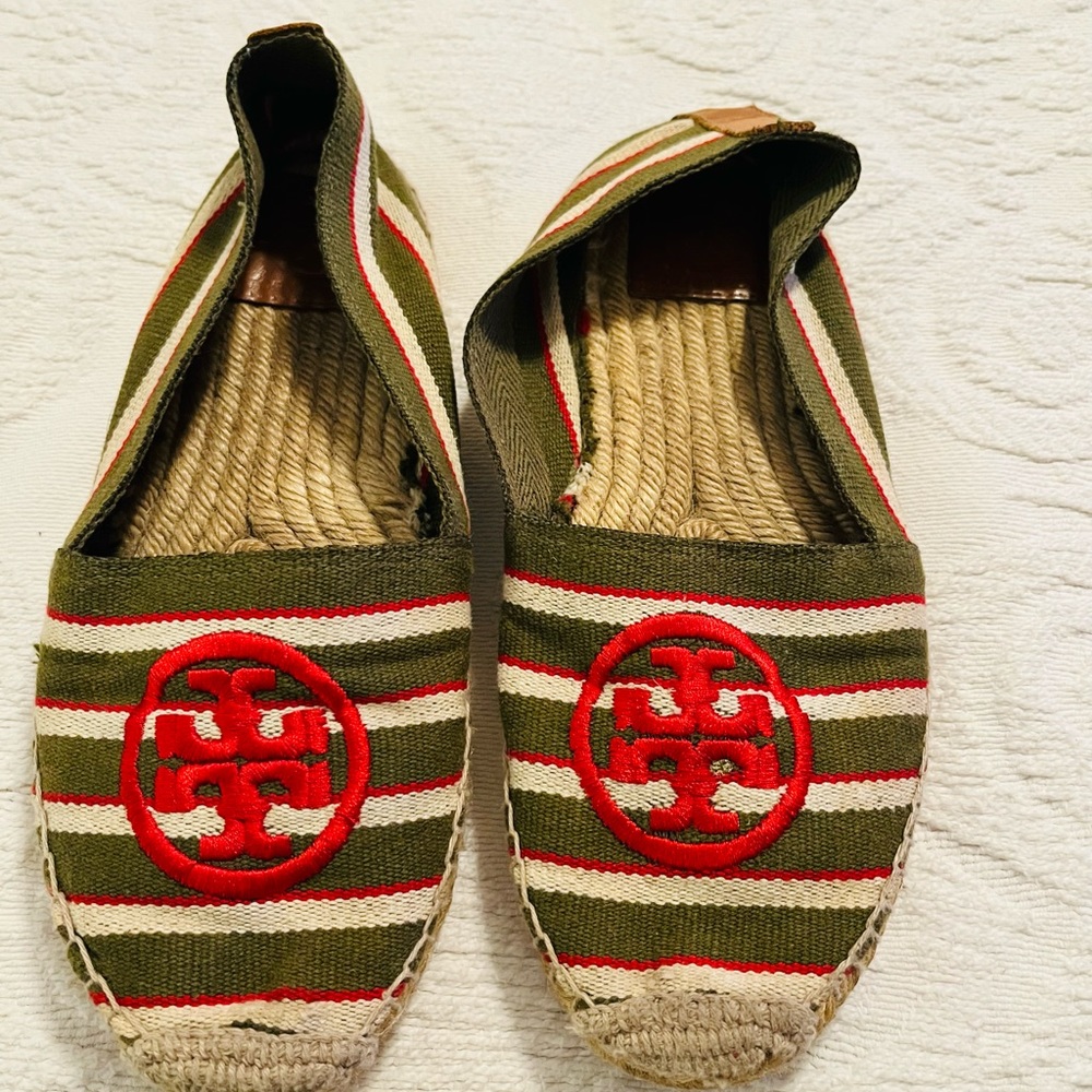 Tory Burch canvas sz 8